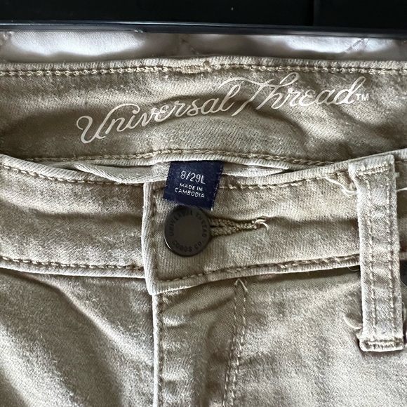 Universal Thread Khaki Jeans - Picture 7 of 7